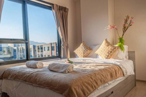 1BR Mountain/Pool View at Central festival mall.